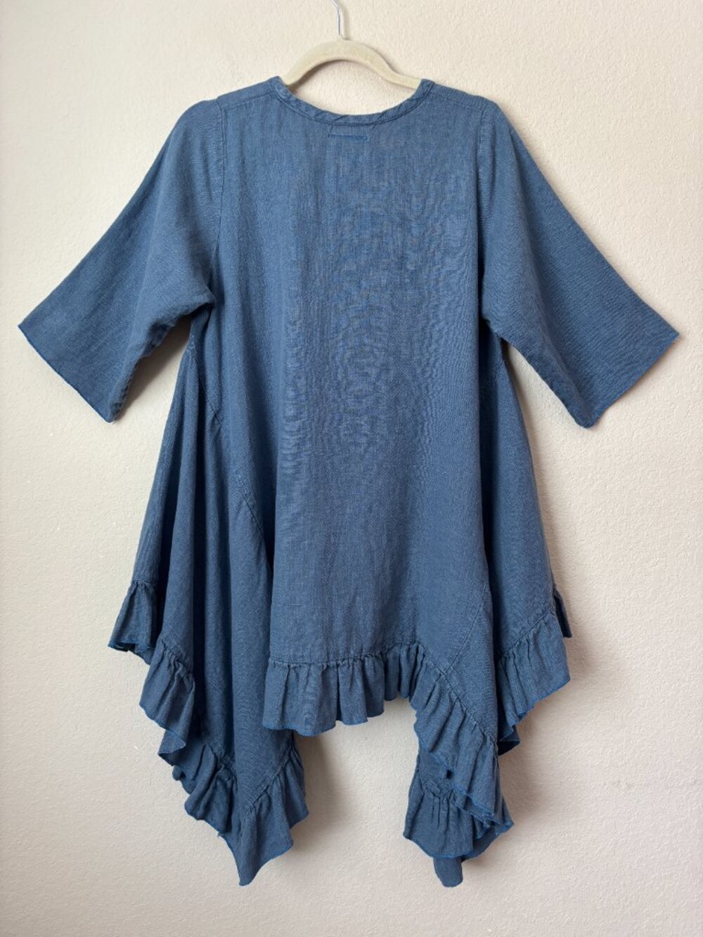 Heart's Desire by Mary Grace Linen Butterfly Long Tunic Top - Picture 10 of 11